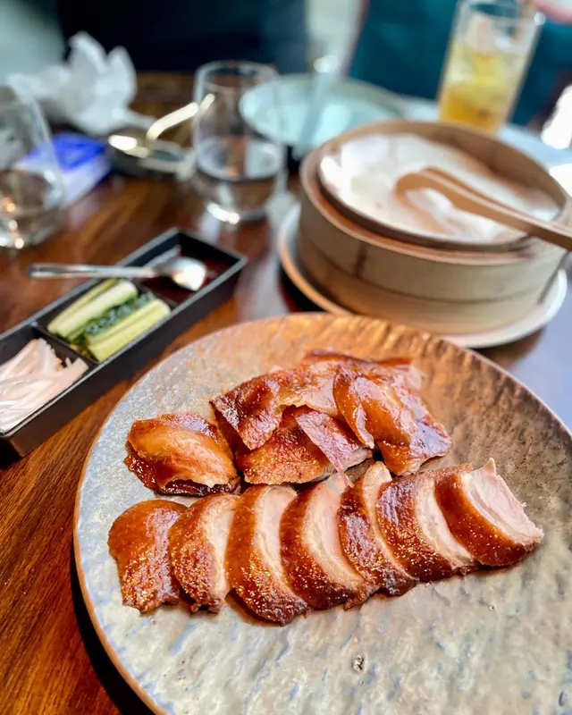 火焰胡椒片皮鴨半隻