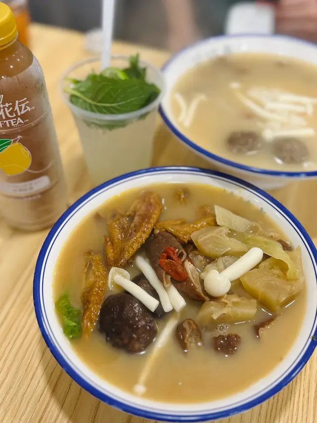 鱷魚湯車仔面