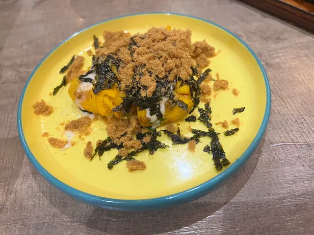 紫菜肉鬆蛋卷