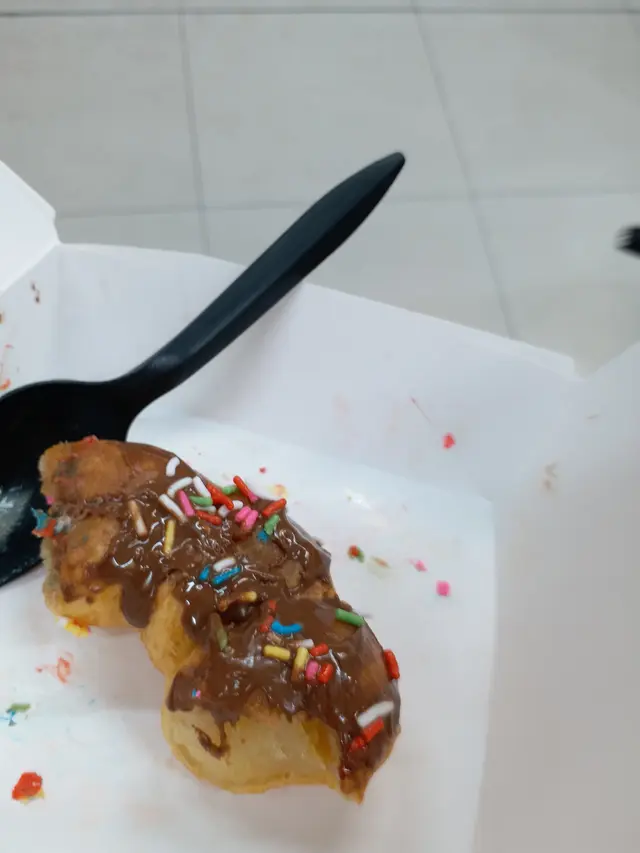 食𡁵嘅朱古力冬甩