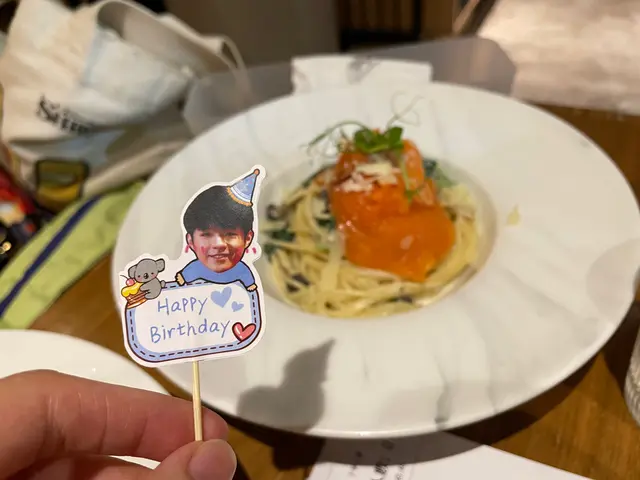 菠菜三文魚忌廉意粉