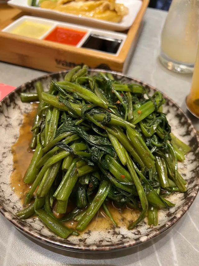 炒通菜 (參峇醬)