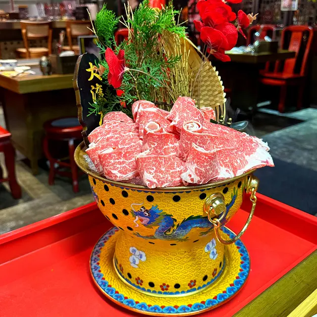 頂級雪花肥牛
