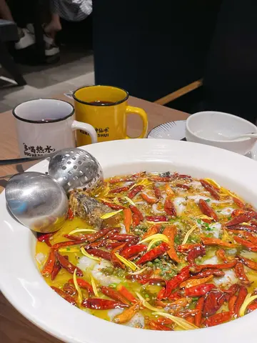 老坛子酸菜鱼