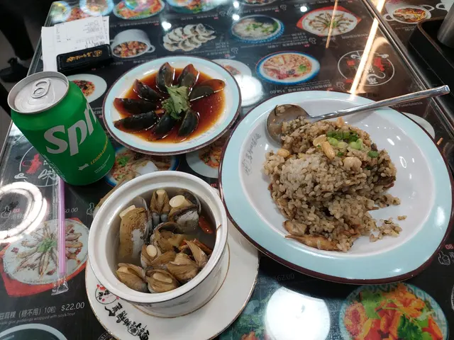 食左一半先記得影相，影得呢幾碟。