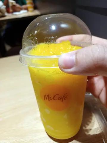 杯芒果冰雪