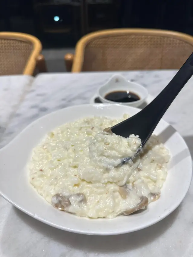 蟹肉大良炒鮮奶