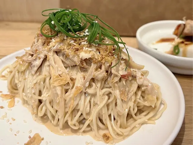 胡麻棒棒雞拌小醋麵