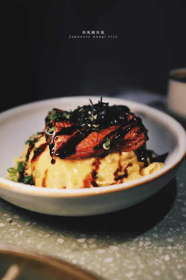 鰻魚肉質肥美,吃起來沒有魚骨