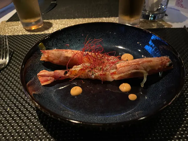 Seared Boton Shrimp 炙燒牡丹蝦
