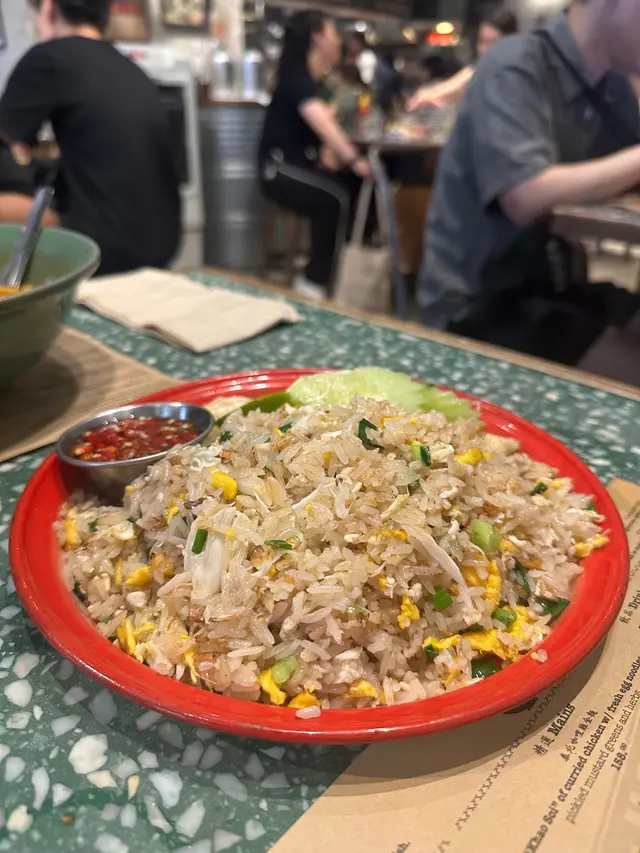 招牌泰式蟹肉炒飯