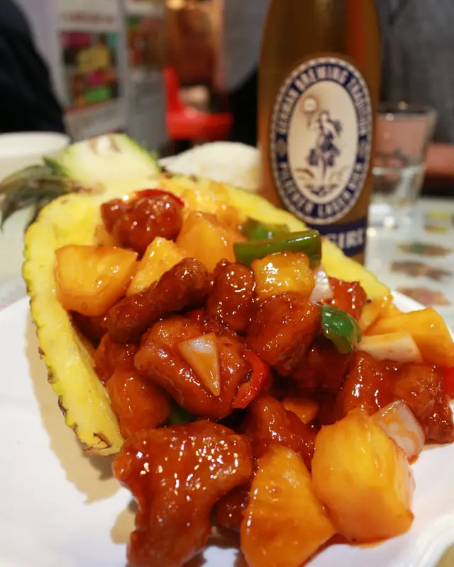 原隻菠蘿咕嚕肉