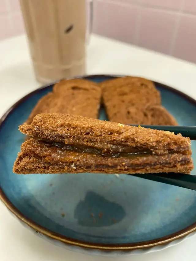 南洋傳統燒麵包