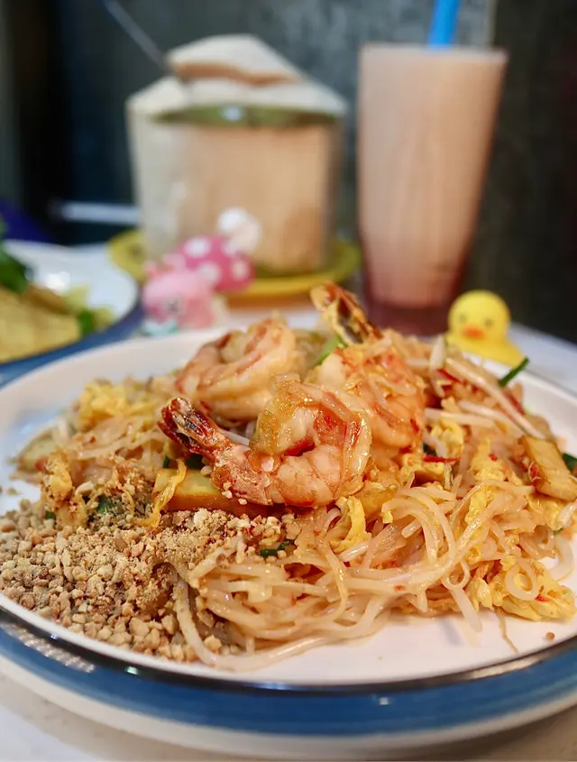 泰式鮮蝦炒金邊粉