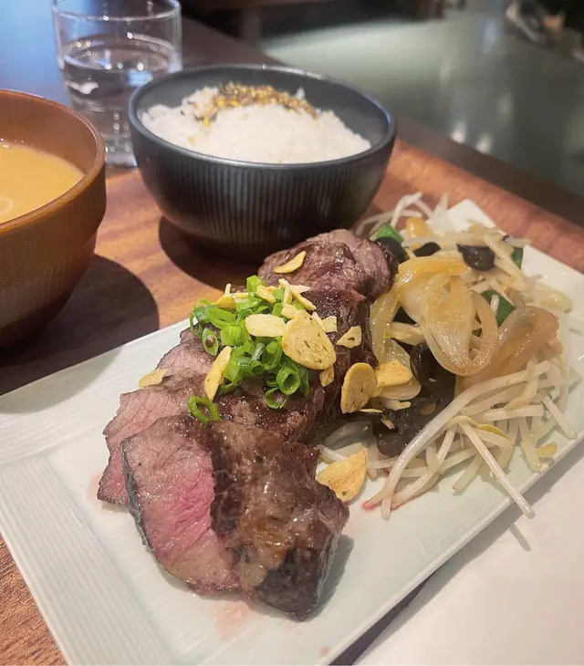鹽燒安格斯牛小排定食