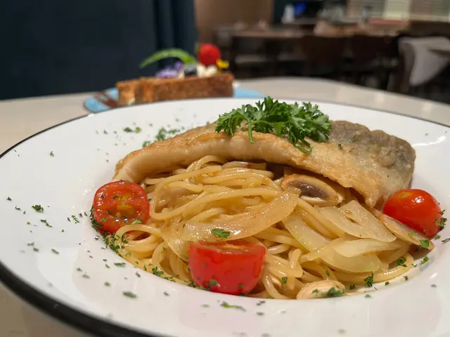 大西洋鱈魚柳鮮蘑菇意粉.照燒汁