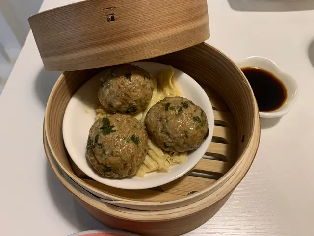 比一般牛肉球腍身，但味道美味