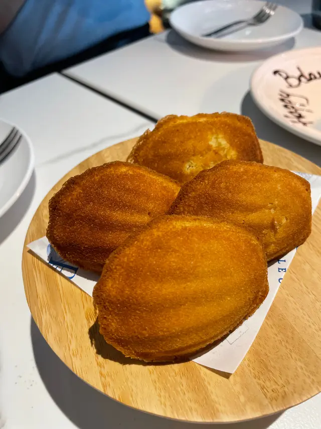 Seasonal Madeleines