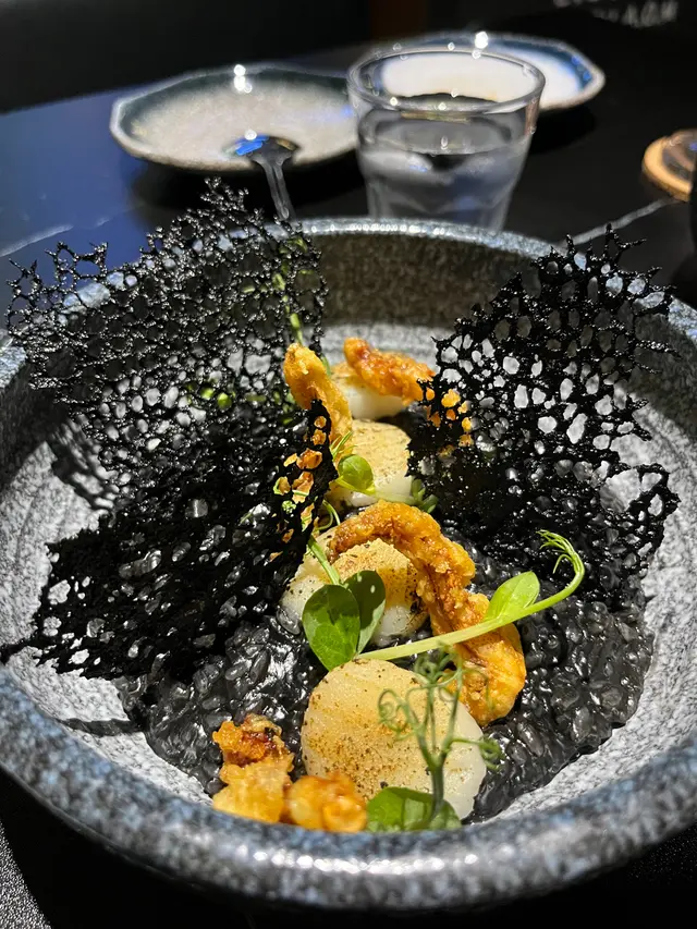 火炙帶子墨魚汁意大利飯