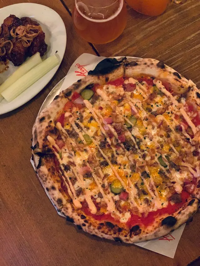 煙肉芝士漢堡薄餅