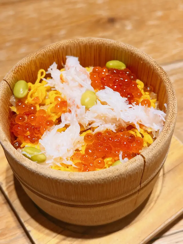 蟹肉三文魚子框飯