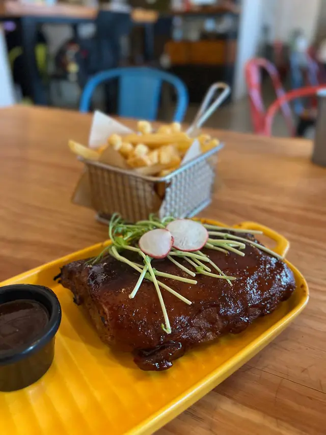 烤西班牙豬肋骨