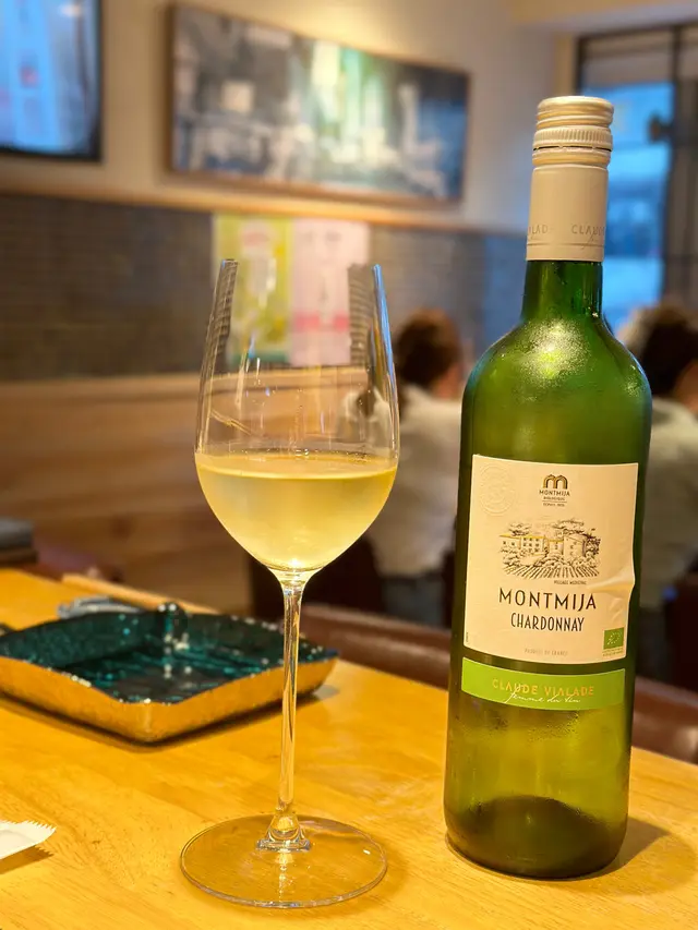 Montmija Chardonnay (white)