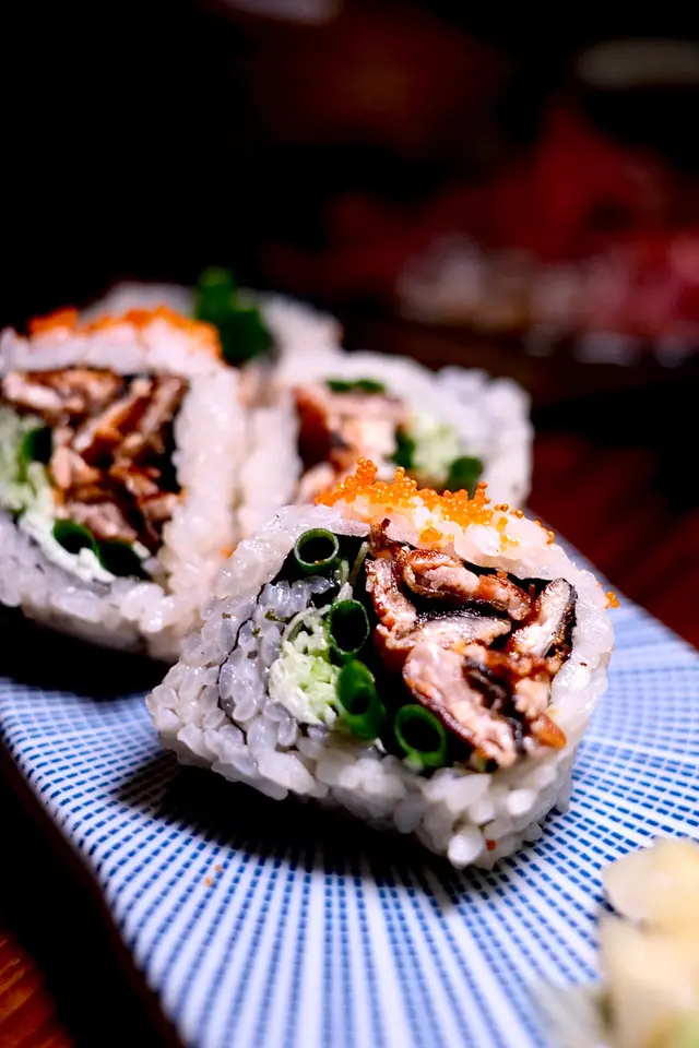 燒三文魚魚皮卷