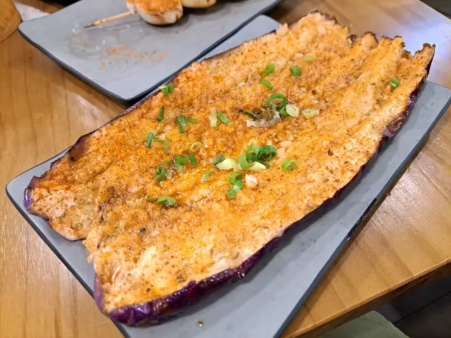 蒜蓉燒大大茄子