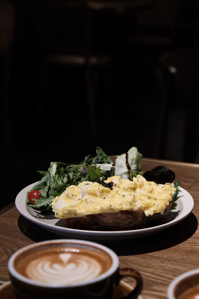 Truffle scramble egg