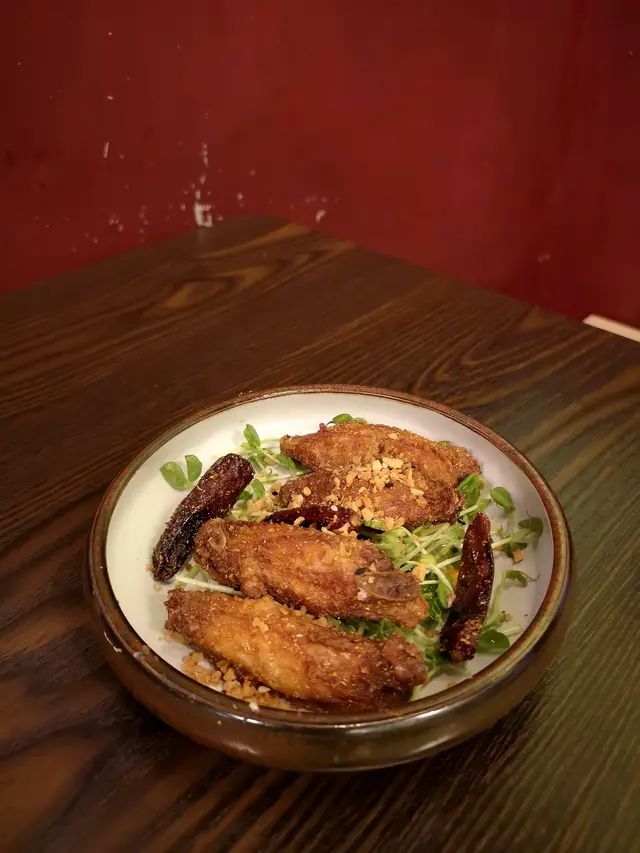 香脆辣子單骨雞翼