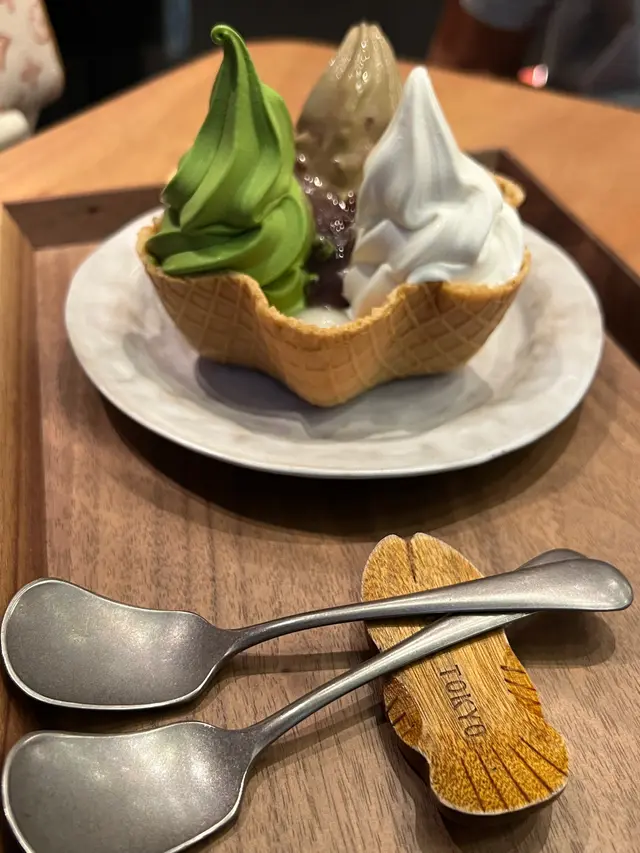 三色雪糕窩夫