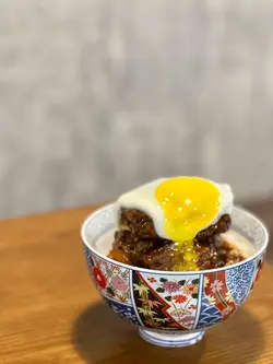 進擊之漢堡扒飯