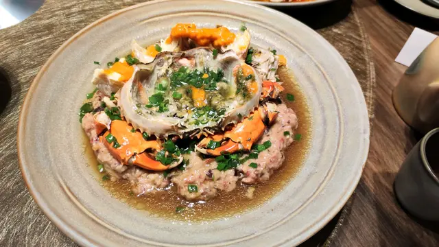 八寶肉餅蒸膏蟹