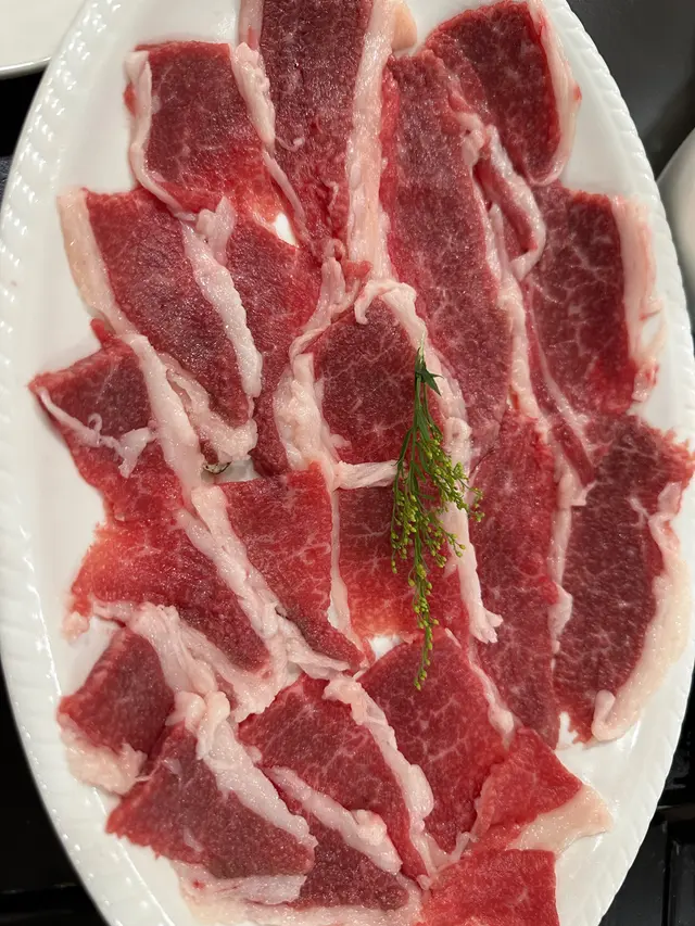 油脂豐富，又香好正，但係肉味就唔龍