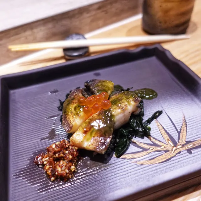 南非活鮑魚配日式XO脆脆醬