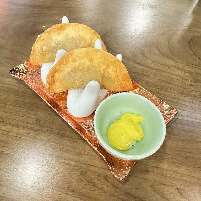 小食招牌炸黑松露餃