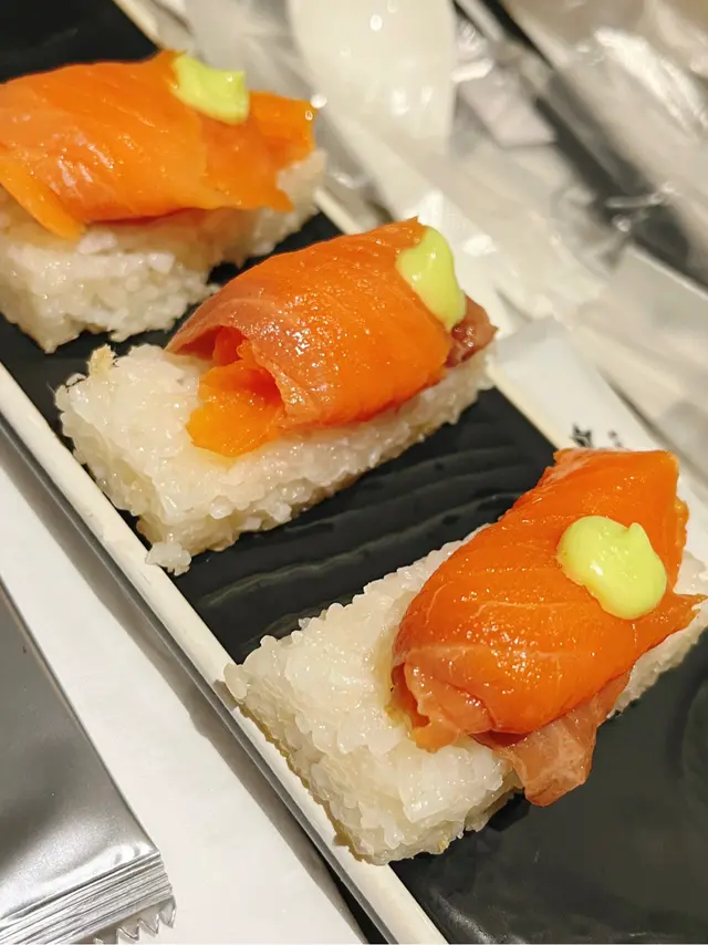 挪威煙燻三文魚脆粢飯