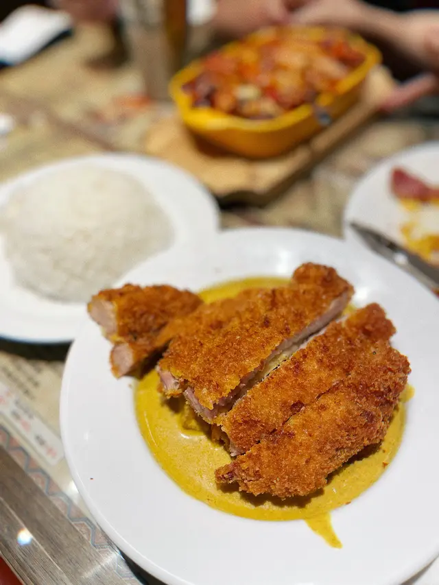 咖喱吉列豬扒飯