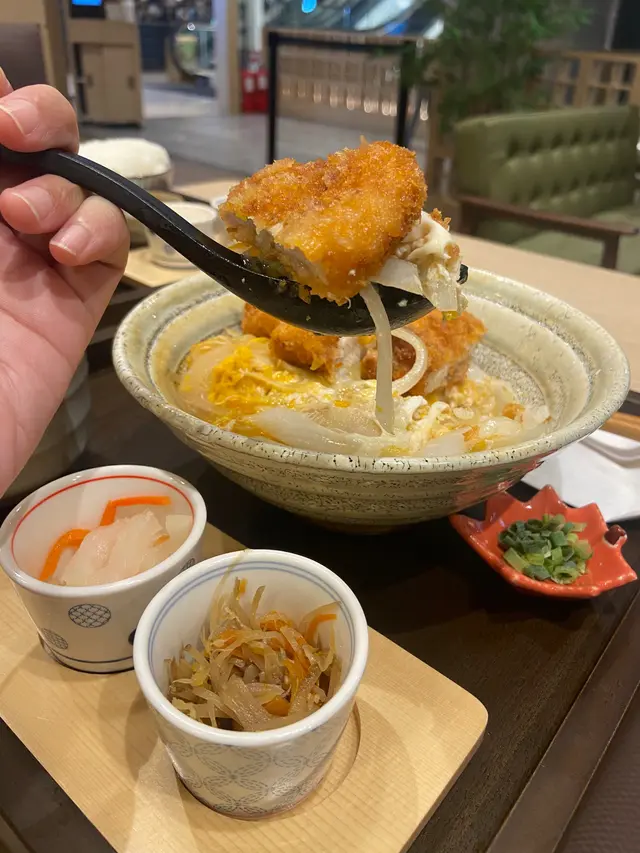 吉列豬扒滑蛋丼