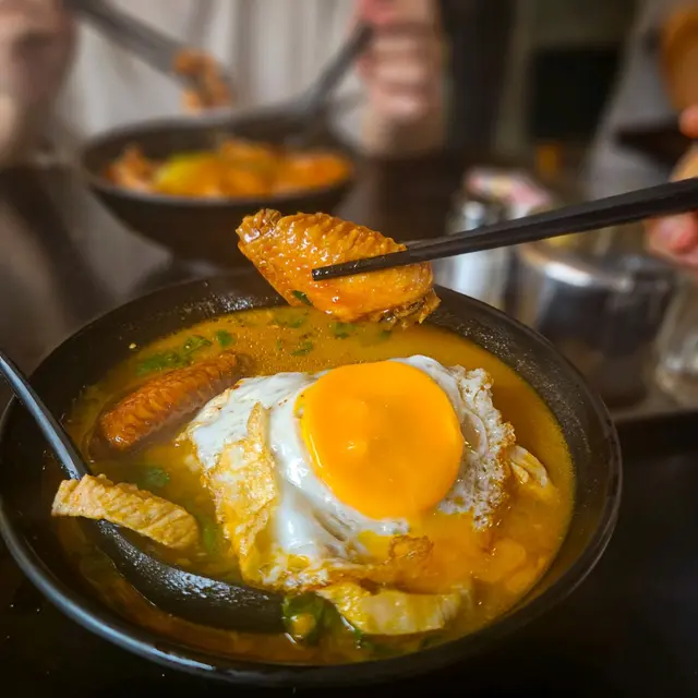 雞翼煎蛋肉眼筋冬陰公出前一丁