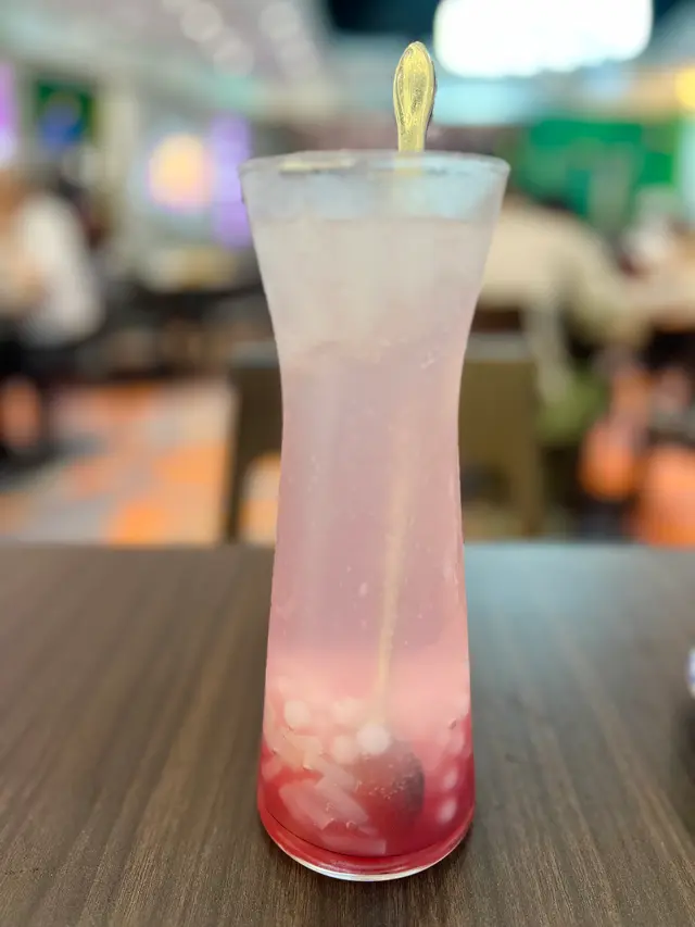 水蜜桃梳打特飲