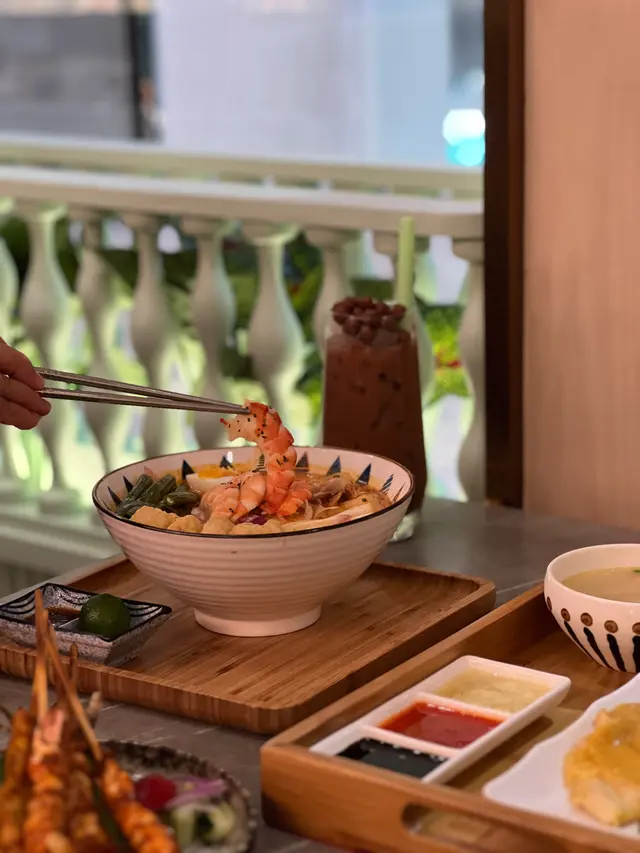 招牌新加坡大蝦喇沙摻摻