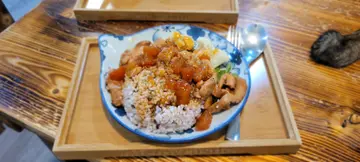 鲜茄鸡柳五谷饭