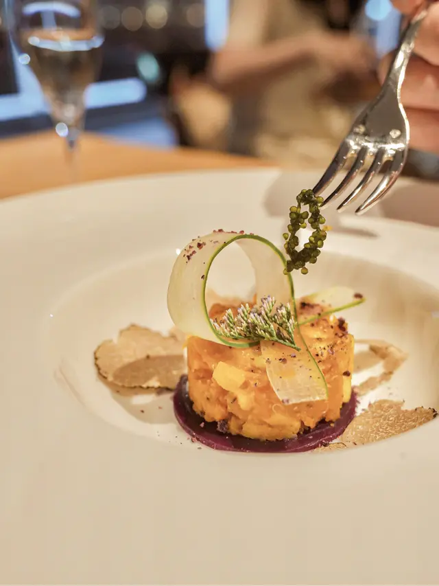  海葡萄 • 青蘋果 • 南瓜 • 藜麥沙律 