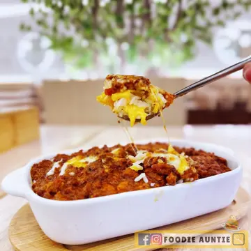 Ocio Baked Minced Beef Sauce on Egg Fried Rice