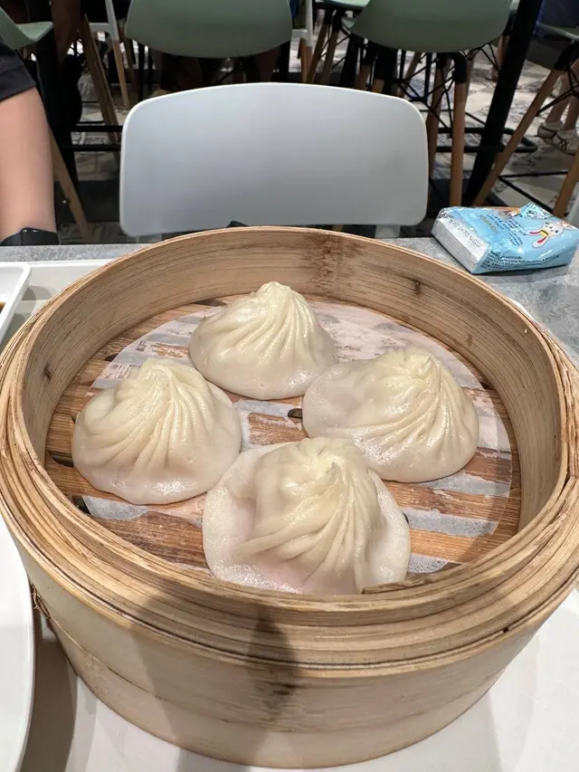 皇小館小籠包