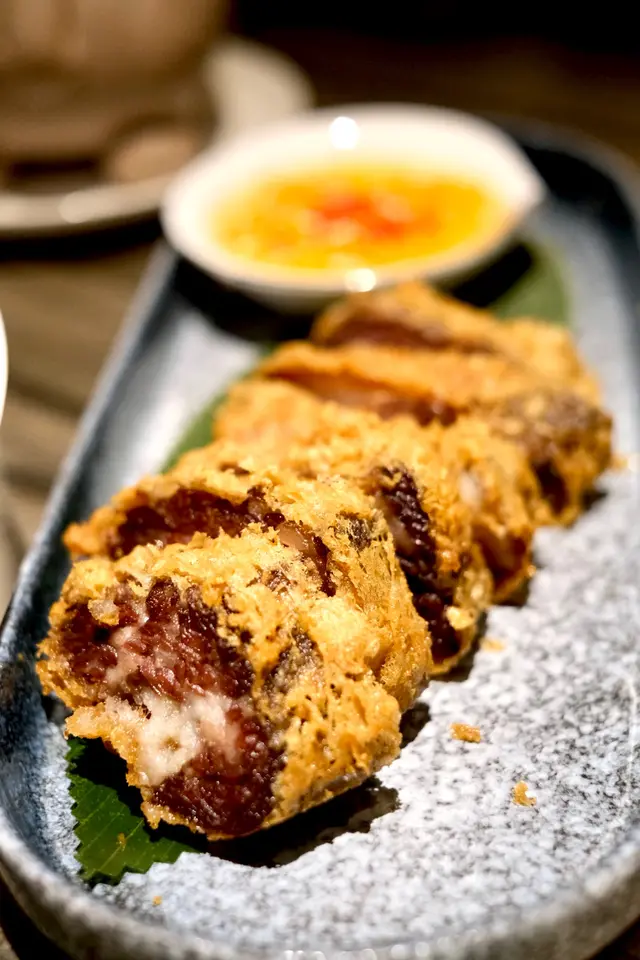 脆皮和牛配香橙柚子醬