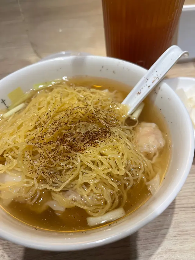 招牌雲吞麵