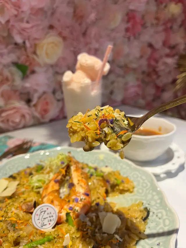 鮮大蝦龍蝦汁米意粉